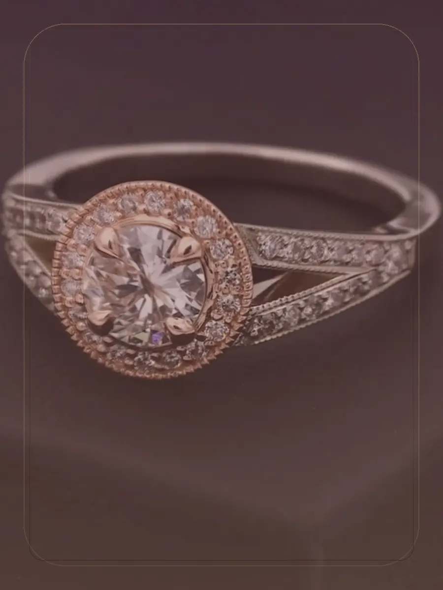 Pudra Romantizm teması için romantik çiçekler arasında ışıltılı yüzük